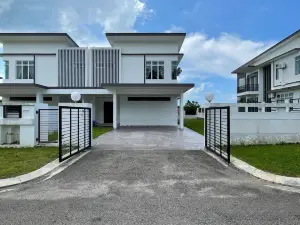 Desaru | Arcadia Villa No. 19 by Beestay