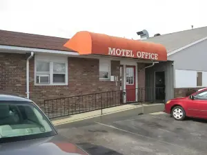 Red Carpet Inn (Formerly Royal Inn)