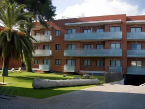 SG巴塞羅那海岸公寓
