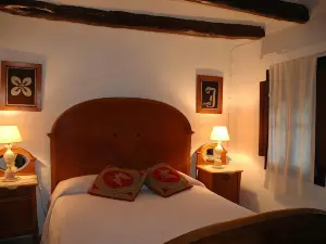 Habitaciones Con Encanto - Cal Alejandro
