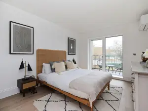 The Wembley Park Wonder - Charming 2Bdr Flat with Balcony