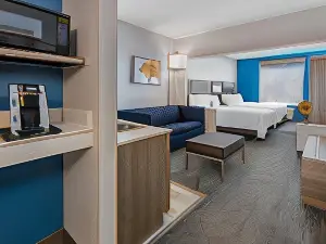 Holiday Inn Express & Suites Vineland Millville