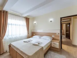 ดานี่ ลักซูรี่ อพาร์ตเมนท์