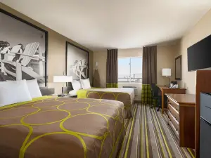 Super 8 by Wyndham Liberal KS