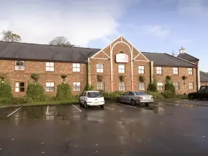 Premier Inn Macclesfield North