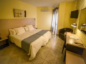 Hotel Oasis Familiar