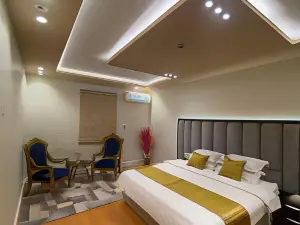فندق ادوماتو Adomato Hotel