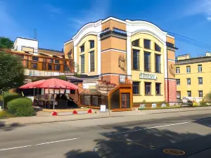 Натали