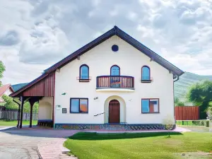 Casa Rudi & Ella