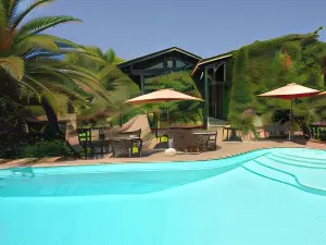 ลอดจ์ เดอ ชาร์ม อา เชดา