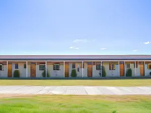 50 Shades of Hay Guesthouse