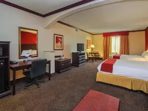 Holiday Inn Express & Suites Terrell