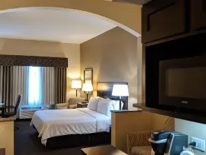 Holiday Inn Express & Suites Clinton