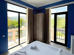 Khidikari Hotel