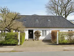 Sanders Swan - Marvellous villa close to the center of Copenhagen
