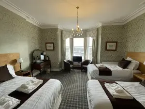 Headlands Hotel