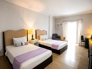 Queen Margarette Hotel Lucena - Main