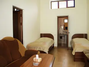 Marishok Hotel