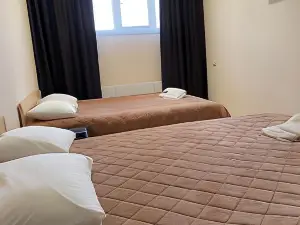 Uyutnyij Dvorik Mini-Hotel