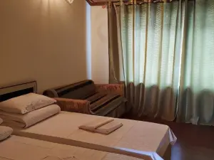 Andalusiya Hotel