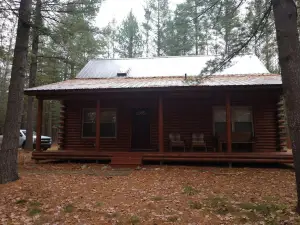Beautiful 3 bedroom home on Rifle River