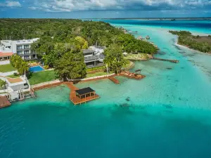 Cristalino Lagoon Front Hotel, Restaurant & Spa