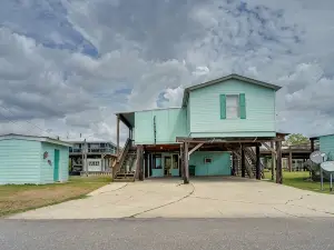 Charming Home w/ Dock, Near Downtown Lake Charles!