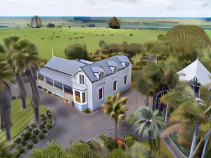Headlands Estate