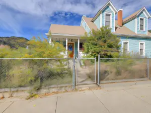 Idaho Springs Home - Walk to Downtown!