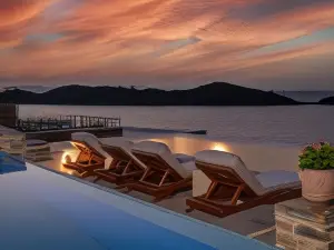 Kea Mare Luxury Villas