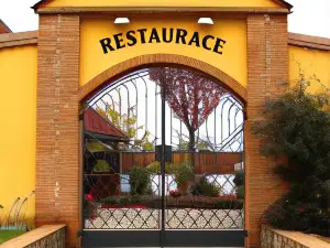 Hotel Restaurant Na Statku