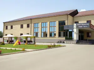 Aragats Hotel