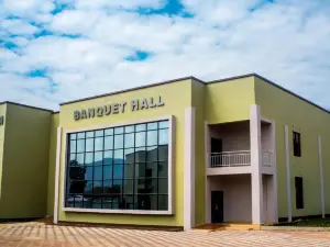 Nyamfinzi Hotel