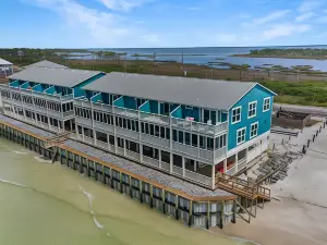 Edgewater Retreat by Pristine Properties Vacation Rentals