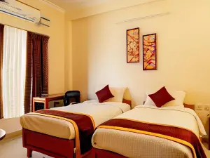 Revostay Royale Urapakkam