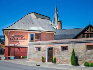 Gasthof Bräuer - Familie Eibensteiner