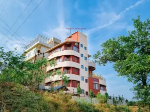Pooja Villa Suites-Rooms and Pool, Igatpuri