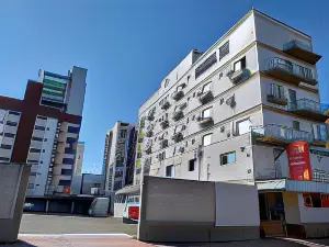 Colle Tourist Hotel Luxo