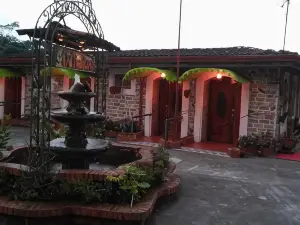 Mountain Lodge CheTica