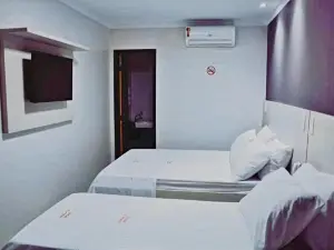 Hotel Center