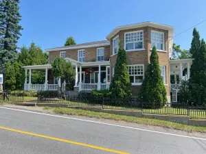 Hôtel le Rustique