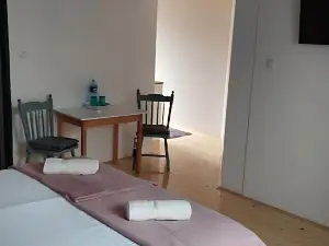Eva House