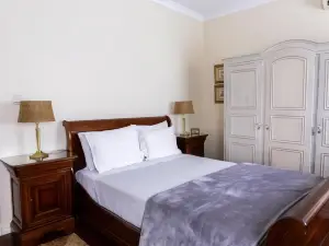 Ester Guest House
