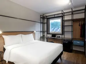 Ibis Botucatu