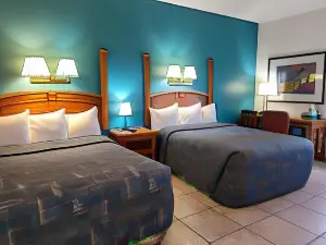 Ivey House Everglades Adventures Hotel