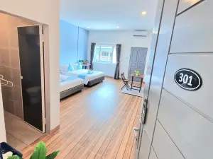 Zizi Homey