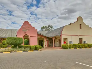 Cresta Marang Gardens Hotel