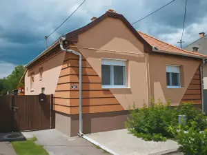 Jázmin Apartmanház
