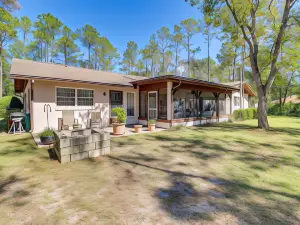 2 Mi to Rainbow River Home in Dunnellon