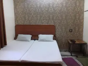 Hotel Shree Ganesh, Jhansi